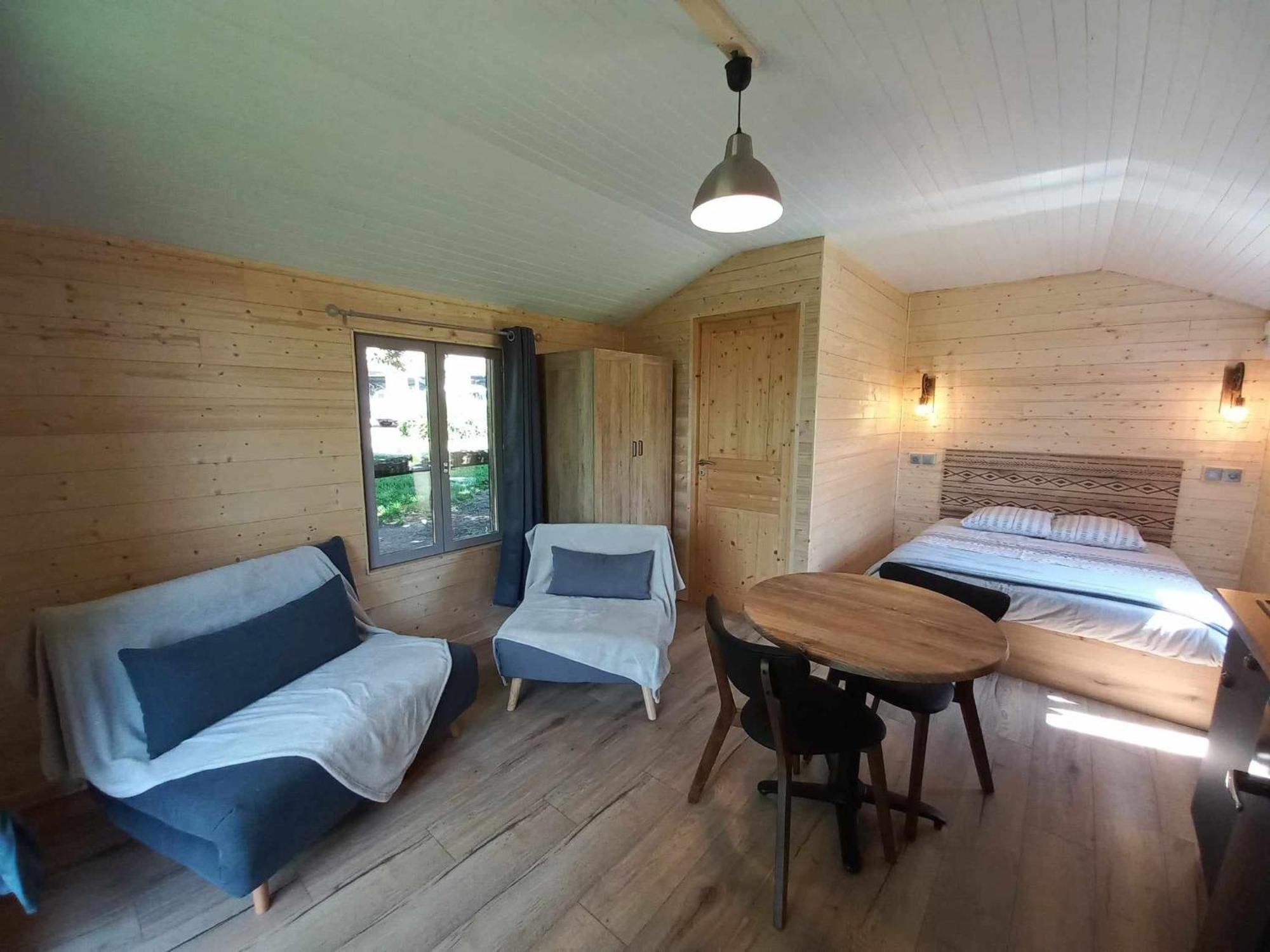 Saint-Martin-de-Fugeres Le Petit Chalet Du Macquart P.O.A. Ranch, 2 A 3 Pers, מראה חיצוני תמונה