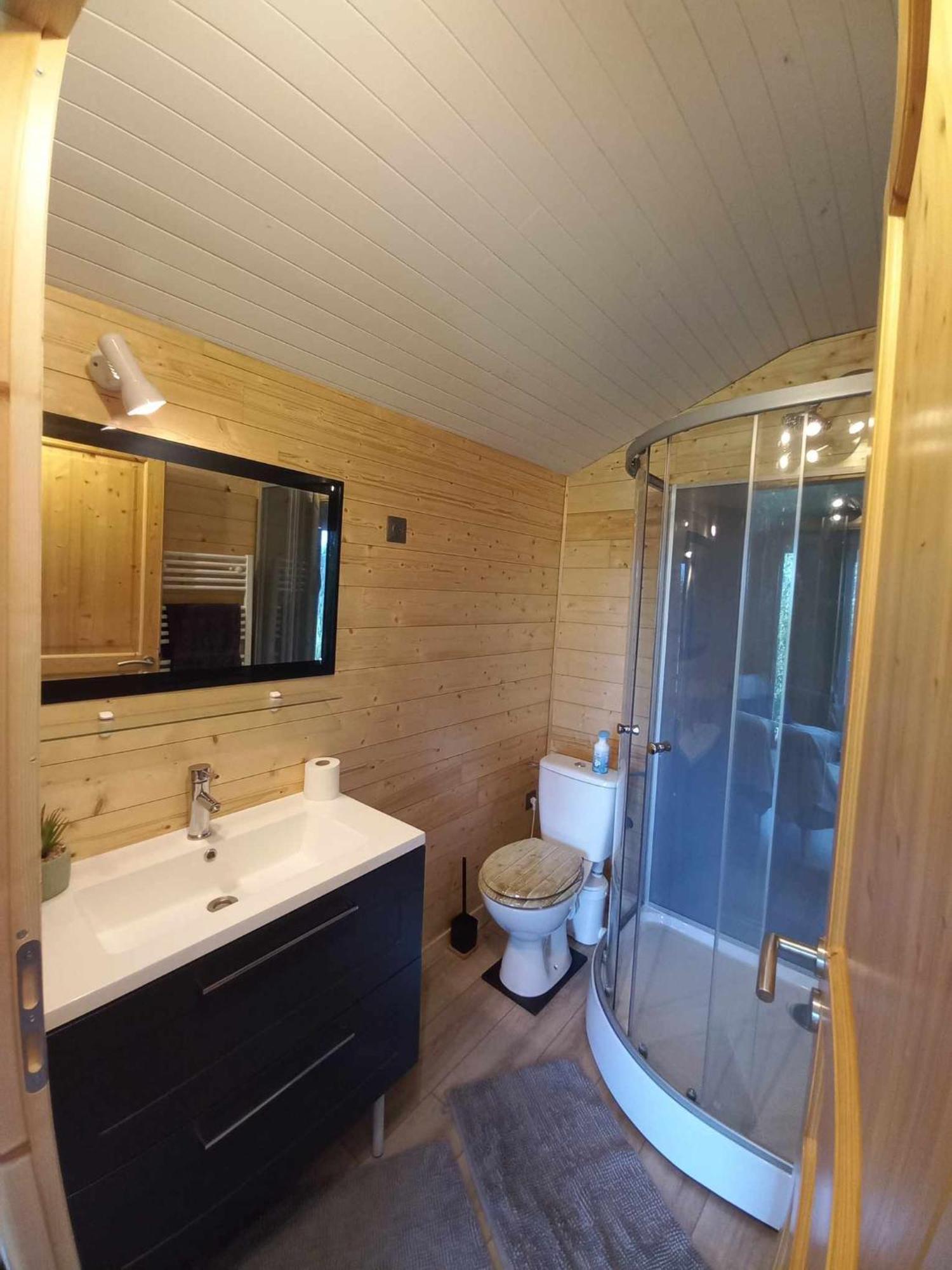 Saint-Martin-de-Fugeres Le Petit Chalet Du Macquart P.O.A. Ranch, 2 A 3 Pers, מראה חיצוני תמונה